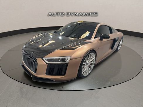 Used 2017 Audi R8 V10 w/ Carbon Exterior Package image 1