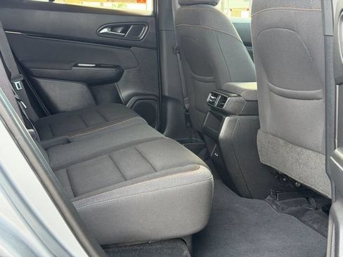 Used 2025 Honda Prologue EX image 18