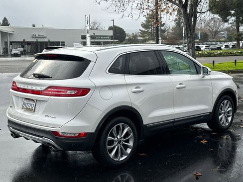 Used 2017 Lincoln MKC Select w/ Select Plus Package image 18