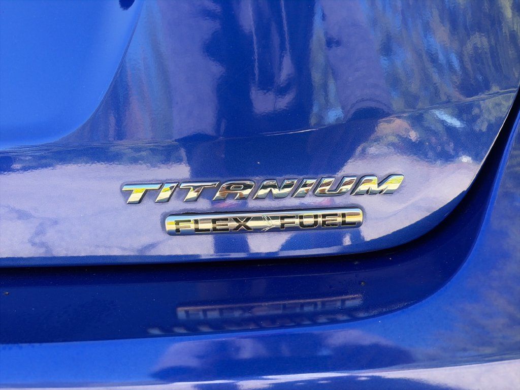 Used 2015 Ford Focus Titanium FWD image 37