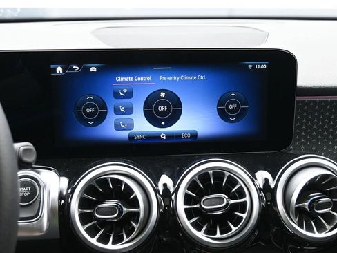 New 2024 Mercedes-Benz EQB 300 4MATIC image 15