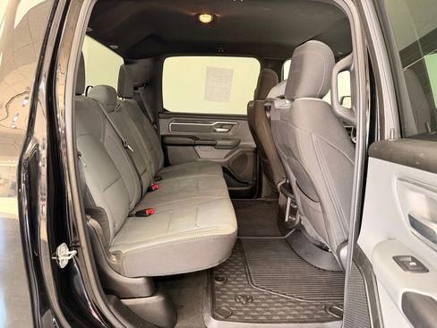 Used 2022 RAM 1500 Big Horn AWD/4WD image 9