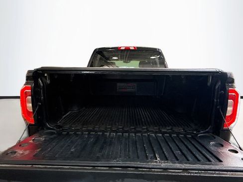 Used 2018 GMC Sierra 1500 SLT w/ SLT Premium Package AWD/4WD image 27