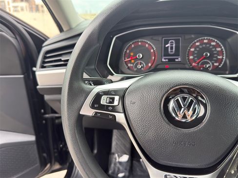 Used 2019 Volkswagen Jetta S image 14