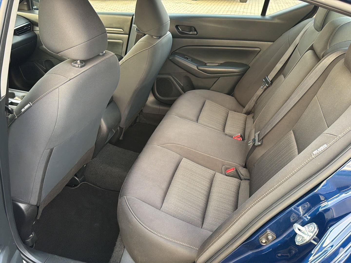 Used 2024 Nissan Altima 2.5 S FWD image 11