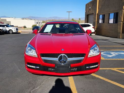 Used 2015 Mercedes-Benz SLK 250 w/ Premium Package image 9