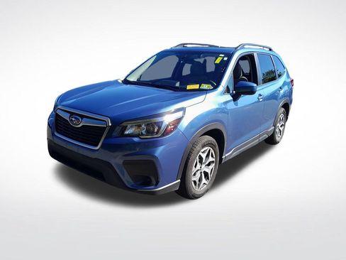 Used 2019 Subaru Forester Premium AWD/4WD image 3