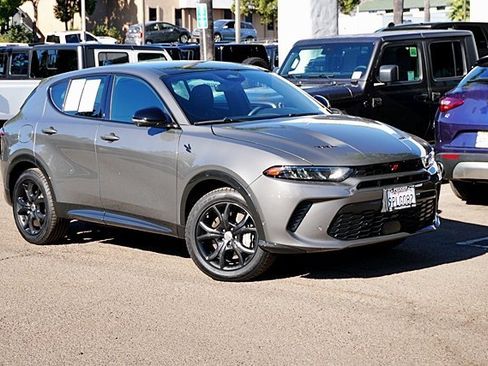 Certified 2024 Dodge Hornet R/T Plus w/ Tech Pack Plus w/o Parking image 3