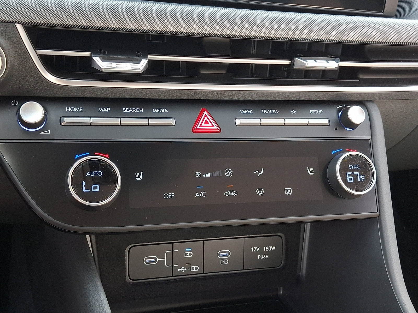 Used 2025 Hyundai Sonata SEL AWD/4WD image 14