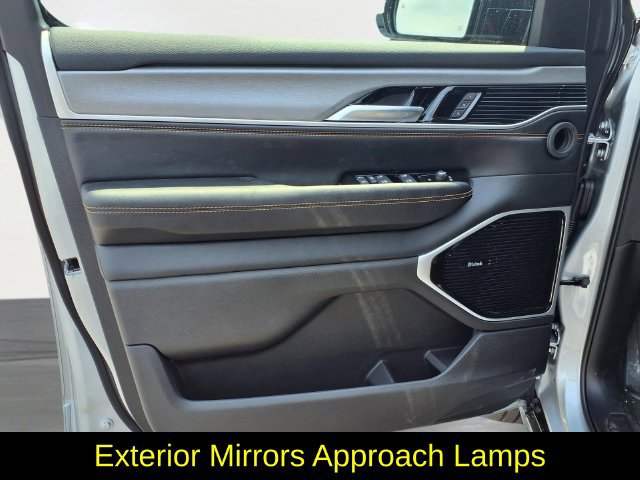 New 2026 Jeep Grand Wagoneer 4WD image 20