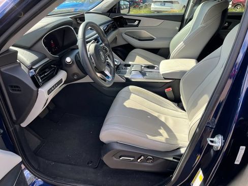 Used 2024 Acura MDX SH-AWD w/ Technology Package image 2