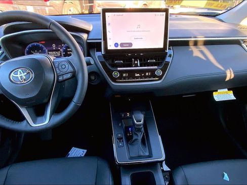 New 2026 Toyota Corolla Cross XLE image 5