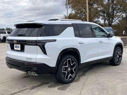 New 2026 Chevrolet Traverse High Country w/ LPO, Floor Liner Package image 7