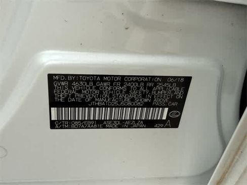 Used 2018 Lexus IS 300 image 26