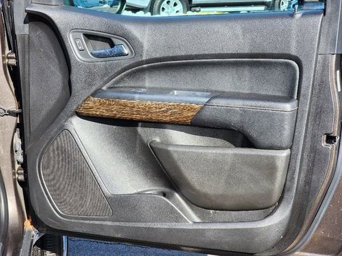 Used 2019 GMC Canyon Denali image 10