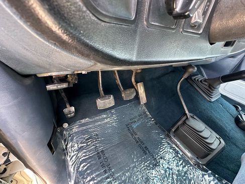 Used 1990 Ford F350 4x4 Crew Cab image 27