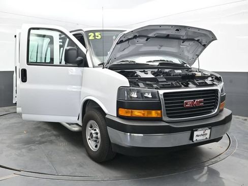 Used 2025 GMC Savana 2500 w/ Driver Convenience Package RWD image 44