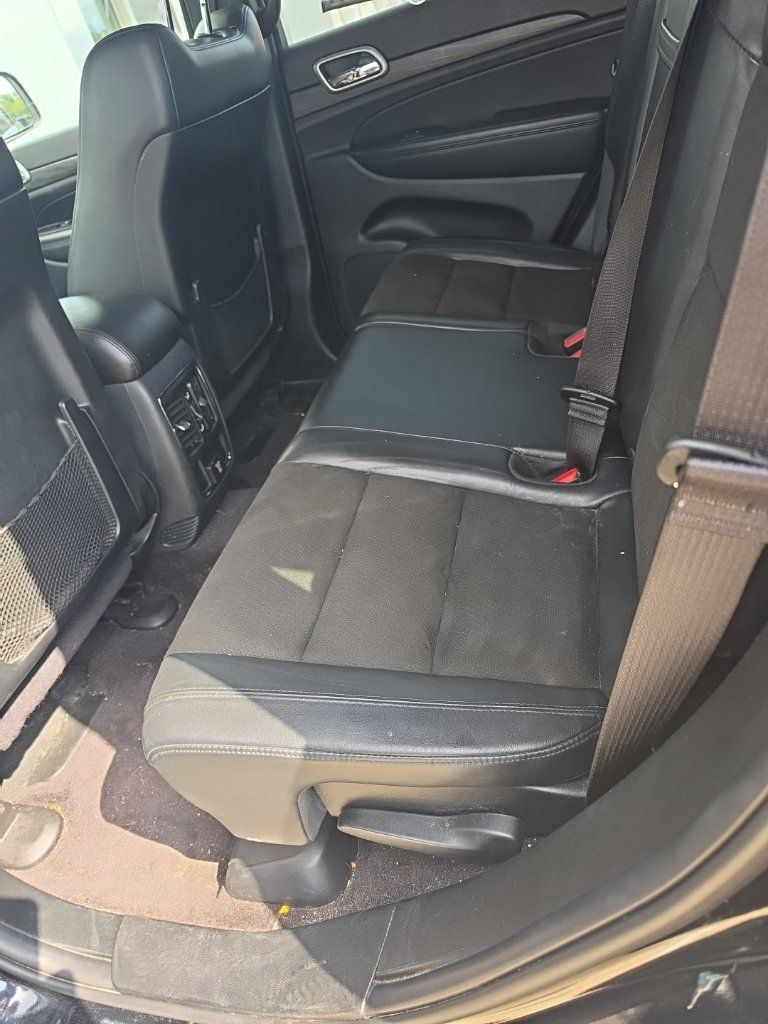 Used 2019 Jeep Grand Cherokee Altitude RWD image 7