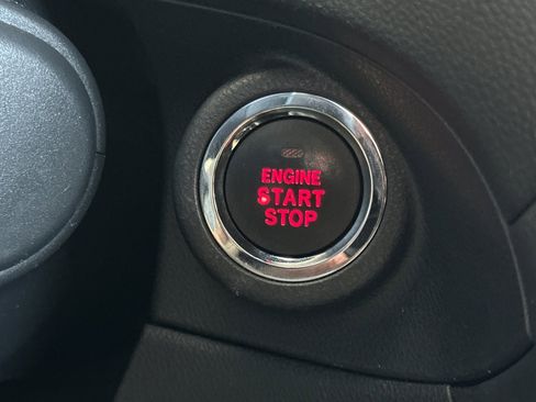 Used 2024 Subaru Ascent Limited image 23