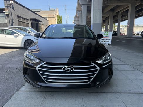Used 2018 Hyundai Elantra SEL FWD image 2