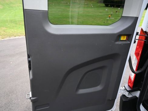 Used 2021 Ford Transit 350 XLT image 38