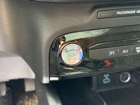 Certified 2023 Ford Escape Platinum w/ Premium Technology Package AWD/4WD image 29