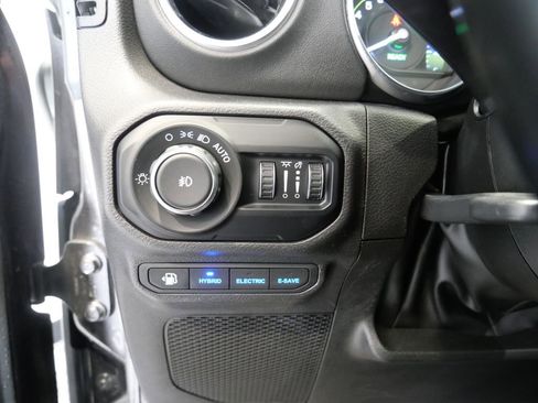 Used 2022 Jeep Wrangler Unlimited Rubicon 4xe w/ Cold Weather Group image 14