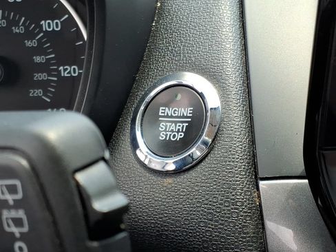 Used 2020 Ford EcoSport SE w/ SE Convenience Package FWD image 12