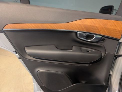 Used 2024 Volvo XC90 B6 Plus w/ Protection Package Premier image 25