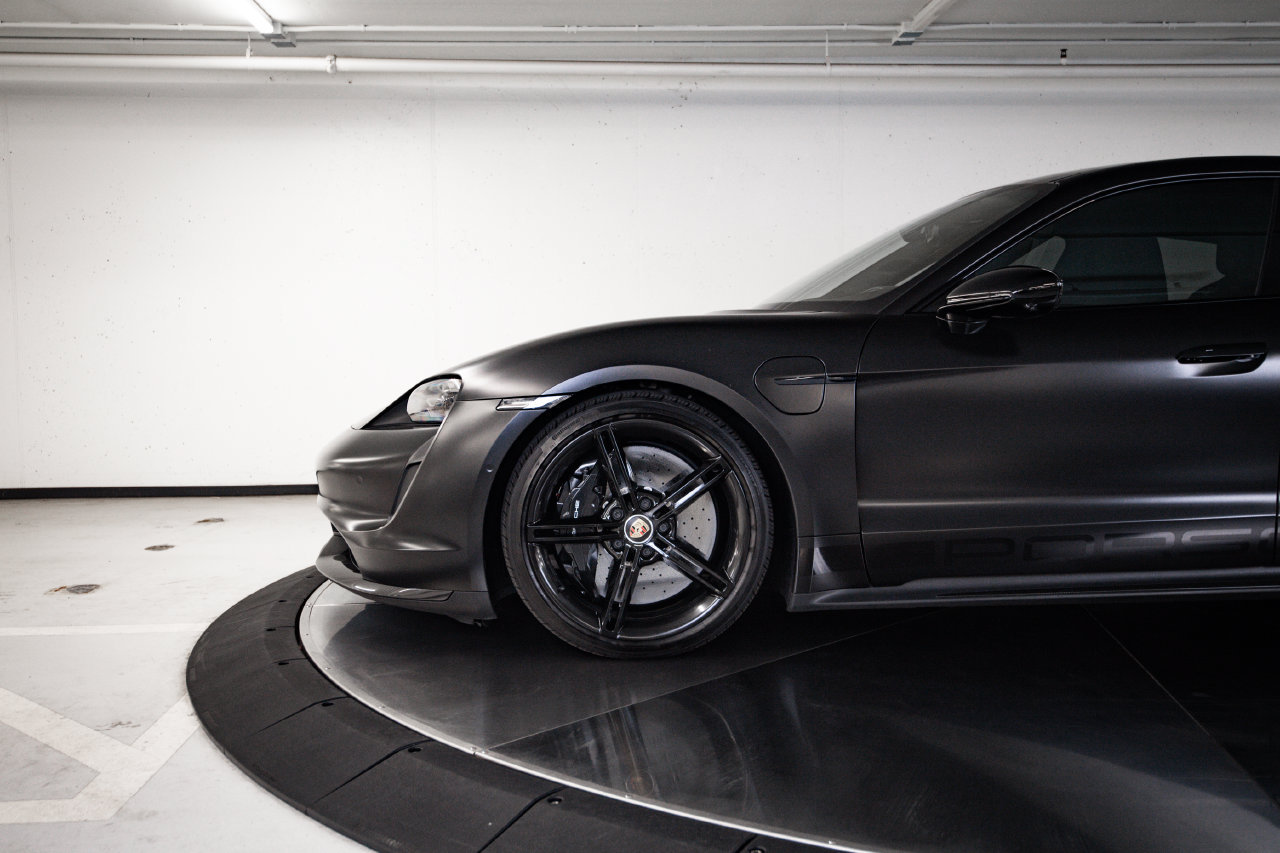 Certified 2023 Porsche Taycan Turbo S AWD/4WD image 11