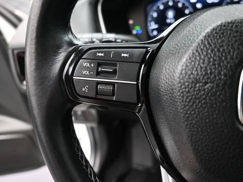 Certified 2024 Honda Civic Sport Touring image 3