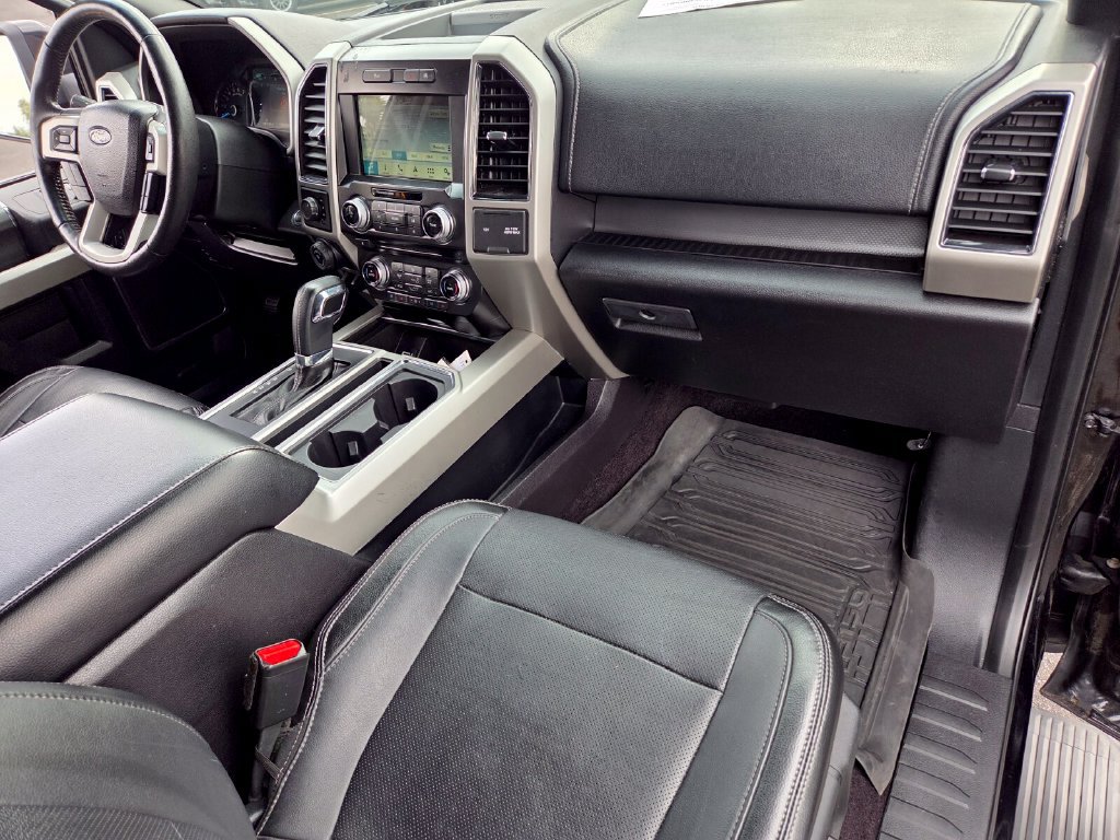 Used 2017 Ford F150 Lariat w/ Equipment Group 502A Luxury AWD/4WD image 16