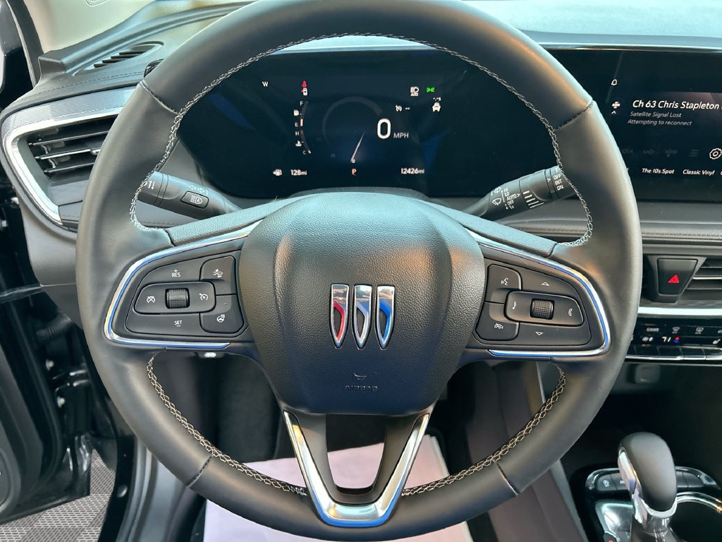 Used 2024 Buick Encore GX Avenir w/ Avenir Convenience Package AWD/4WD image 30
