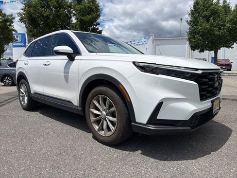 Used 2025 Honda CR-V EX image 2