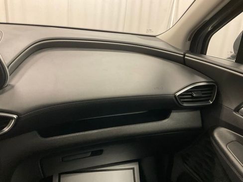 Used 2019 Hyundai Santa Fe SEL image 23