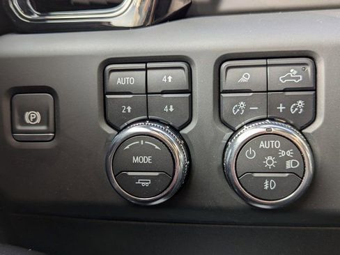 Certified 2024 GMC Sierra 1500 AT4 w/ Technology Package image 19