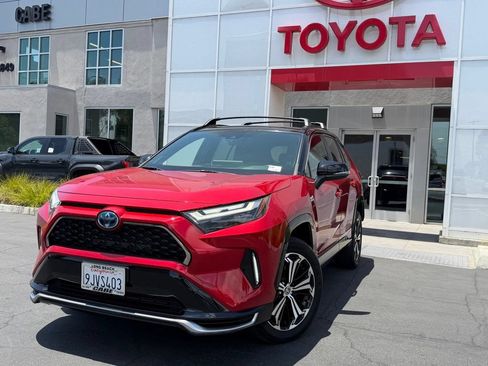 Certified 2024 Toyota RAV4 XSE w/ Weather Package AWD/4WD image 4
