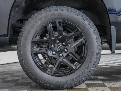 New 2026 Chevrolet Silverado 1500 Custom w/ Turbomax Blackout Package image 21