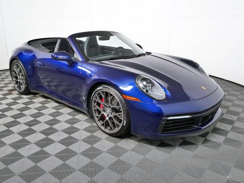 Certified 2020 Porsche 911 Carrera 4S w/ Sport Package AWD/4WD image 35