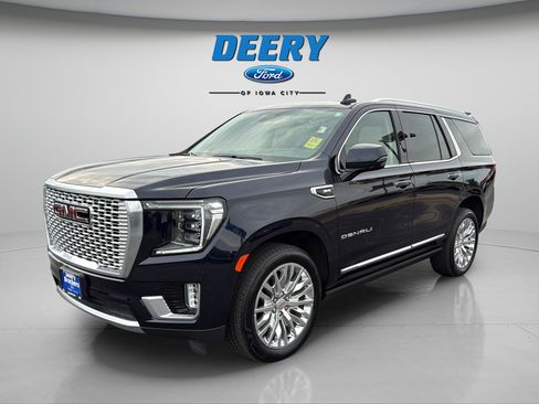 Used 2023 GMC Yukon Denali AWD/4WD image 14