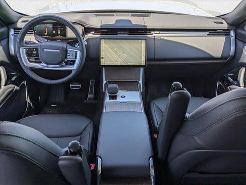 New 2025 Land Rover Range Rover SE image 15