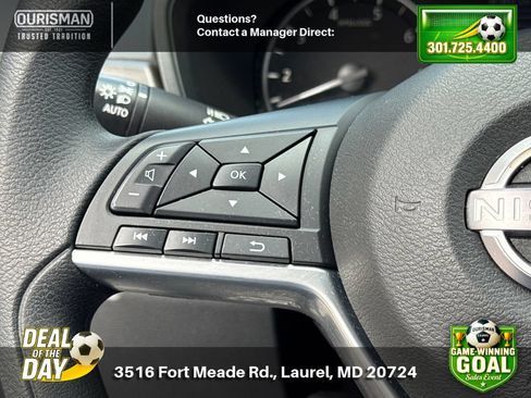 Used 2025 Nissan Altima 2.5 SV FWD image 21