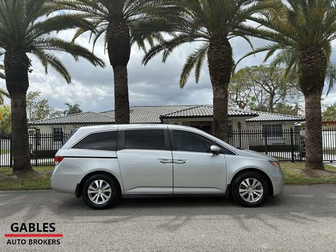 Used 2015 Honda Odyssey EX image 2