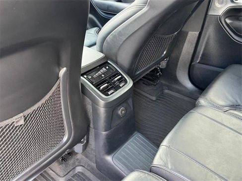 Used 2021 Volvo XC90 T8 Inscription w/ Advanced Package image 16