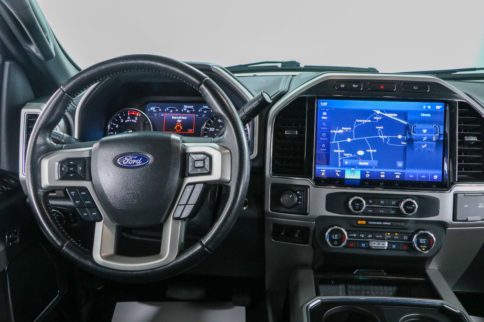 Used 2022 Ford F350 Lariat w/ Lariat Ultimate Package AWD/4WD image 18