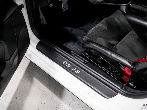 Used 2010 Porsche 911 GT3 RS image 22