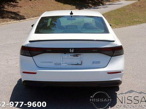 Used 2024 Honda Accord Sport image 6