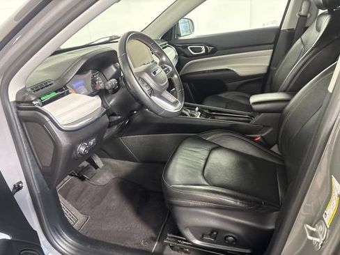 Used 2022 Jeep Compass Limited AWD/4WD image 15