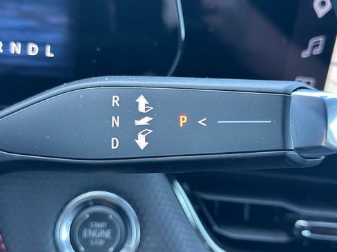 Used 2026 Chevrolet Equinox RS w/ LPO, Floor Liner Package FWD image 31