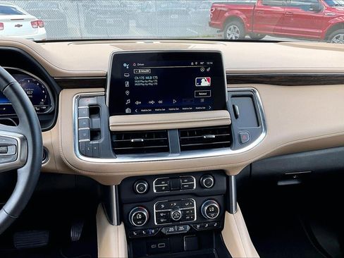 Used 2024 Chevrolet Tahoe Premier AWD/4WD image 6